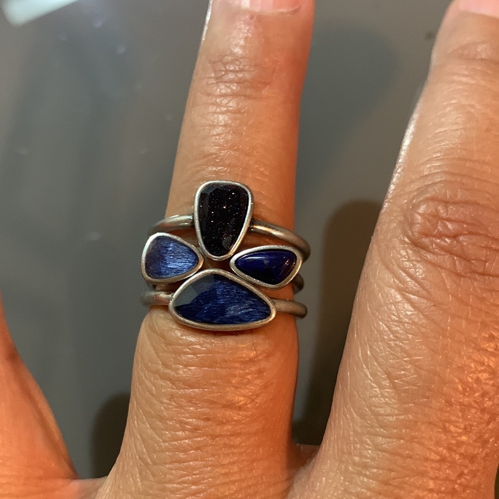 KENDRA SCOTT Ivy Ring Set Blue